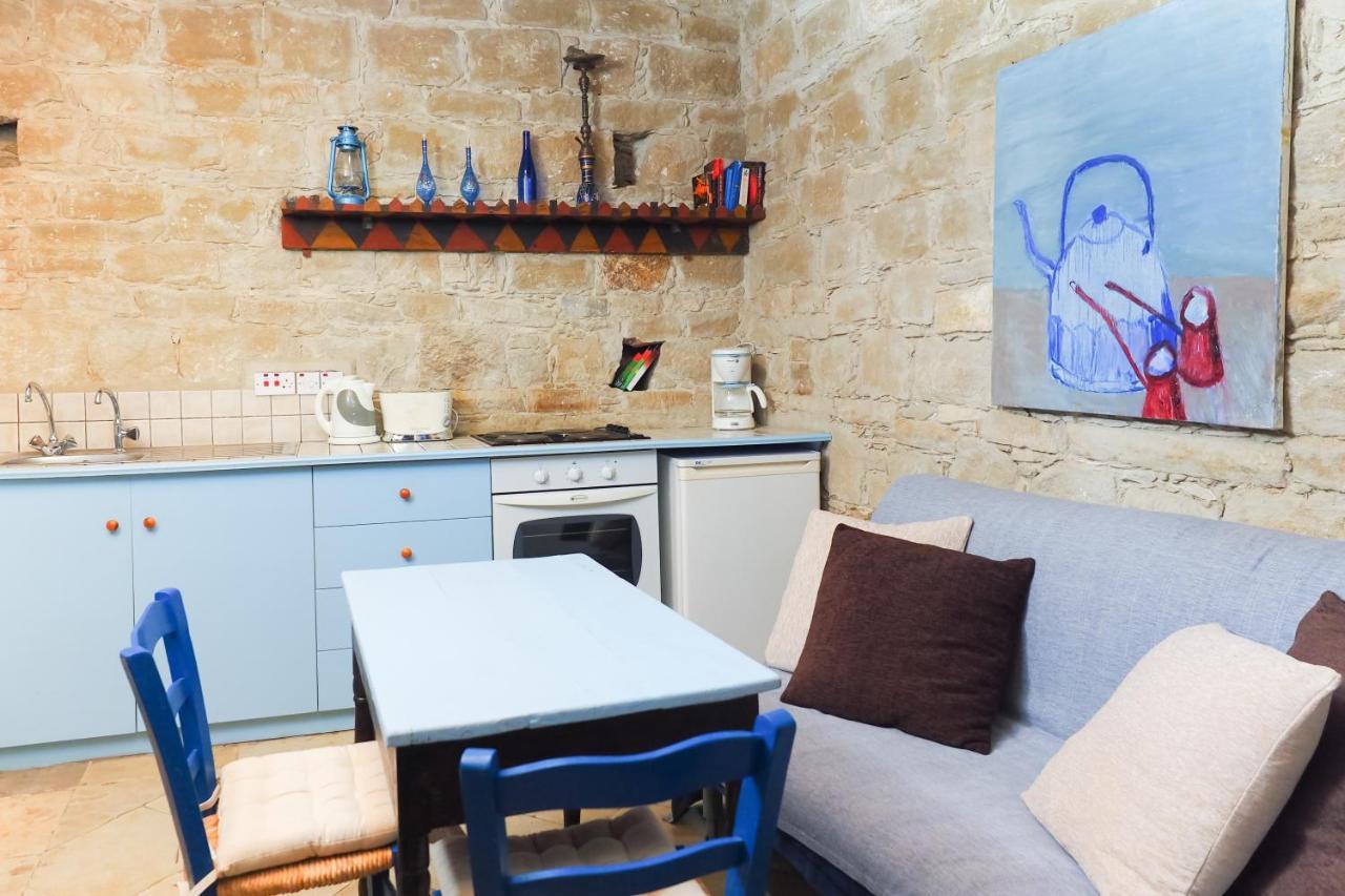 אפרטהוטל טוקהיני Myrto House מראה חיצוני תמונה